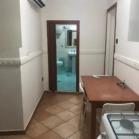 Quartieri Spagnoli Home Affitti Brevi Неаполь