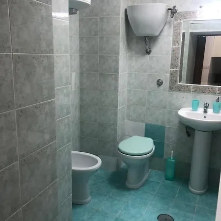 Quartieri Spagnoli Home Affitti Brevi * Неаполь