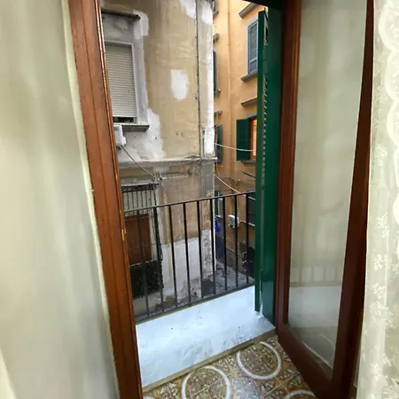 Quartieri Spagnoli Home Affitti Brevi